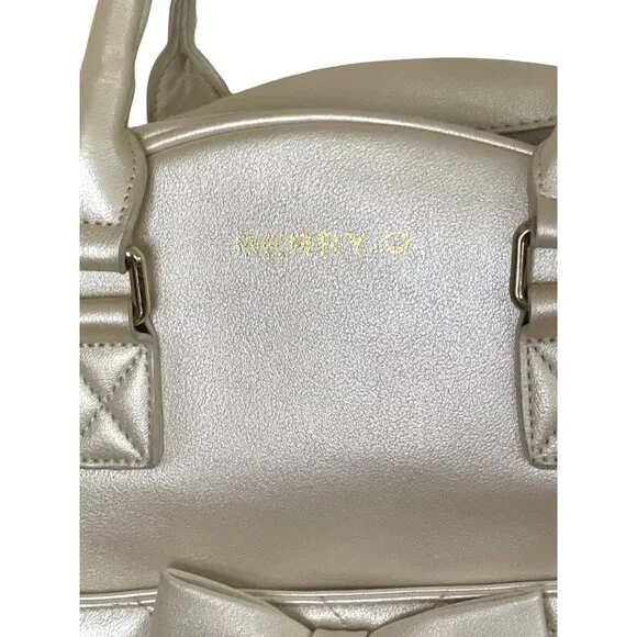 Berry Q Victoria Round Bag – Champagne Gold Metallic Coquette Lolita Style Bows - Picture 6 of 10